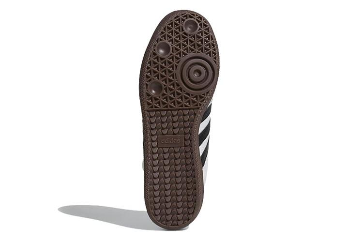 Кроссовки мужские Adidas Samba Classic белые, 44 EU