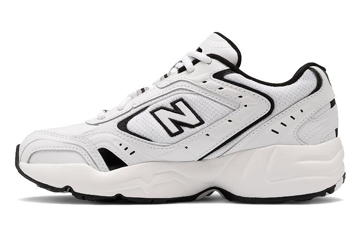 Кроссовки женские New Balance NB 452 черно-белые, 35 EU