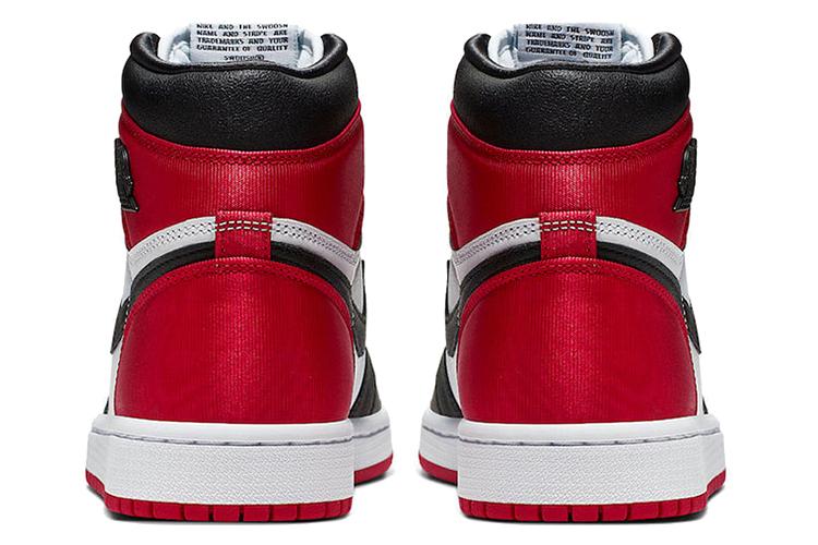 Кроссовки женские Air Jordan 1 Retro High Satin черные, 38.5 EU