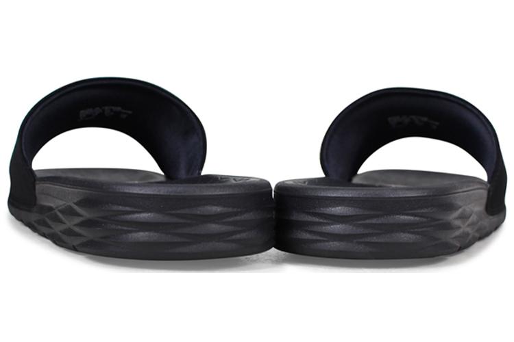 Шлепанцы мужские Nike Benassi черные, 40 EU