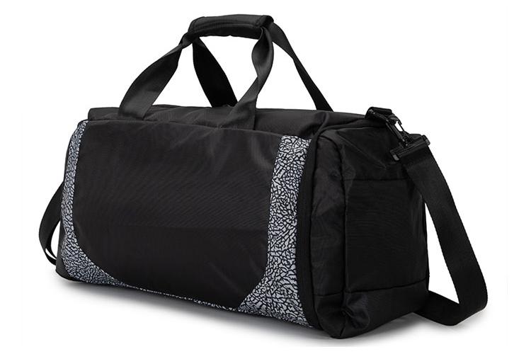 Спортивная сумка унисекс Jordan JD2233014TD-001 черная