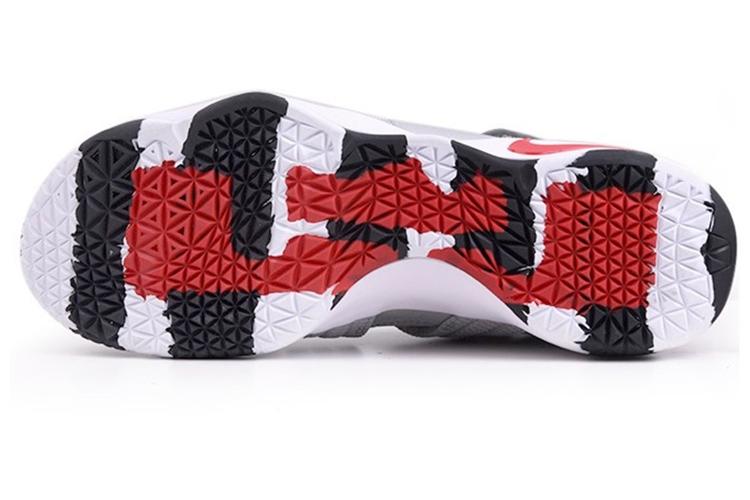 Кроссовки мужские Nike LeBron Soldier 11 Ep silver bullet, 40 EU