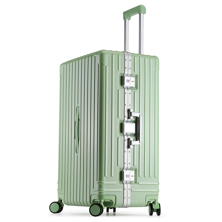 Чемодан унисекс PAUL FRANK PF680 многоцветный, 20 inches EU