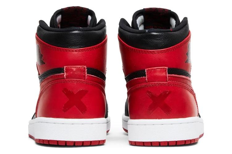 Спортивные кеды мужские Jordan 1 Retro Banned красные, 44.5 EU