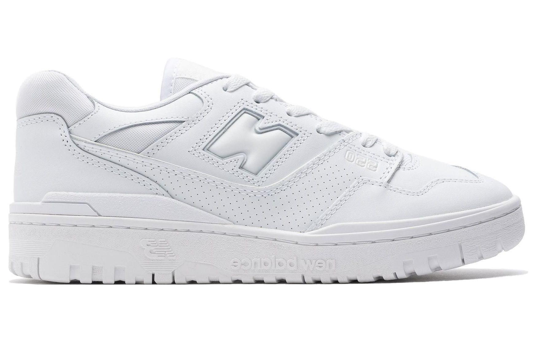 Спортивные кеды унисекс New Balance 550 BB550WWW, triple white, 37 EU