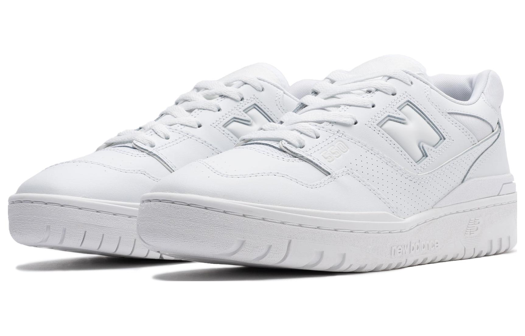 Спортивные кеды унисекс New Balance 550 BB550WWW, triple white, 37 EU