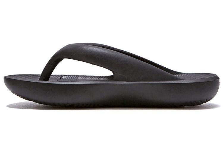 Шлепанцы New Balance 5601 черные, S EU