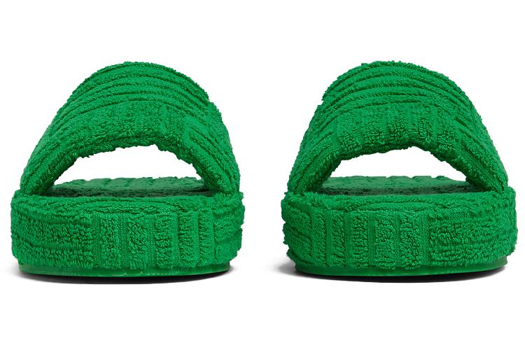 Тапочки женские Bottega Veneta Resort Sponge зелёные, 39 EU
