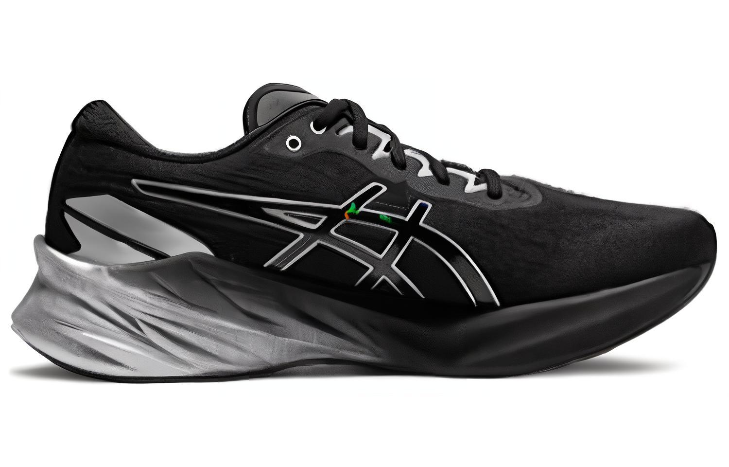 Кроссовки мужские ASICS Novablast 3 Platinum черные, белые, 42.5 EU