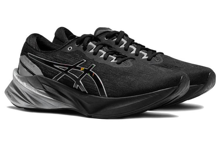 Кроссовки мужские ASICS Novablast 3 Platinum черные, белые, 42.5 EU