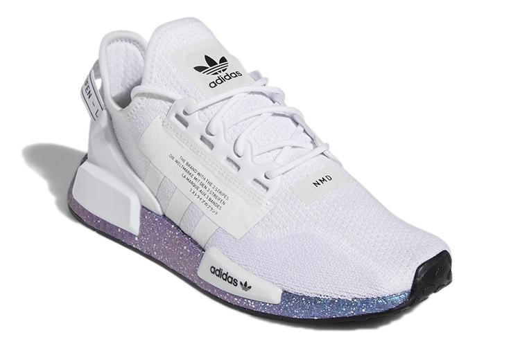 Кроссовки унисекс Adidas NMD R1 V2 белые, 43 1/3 EU
