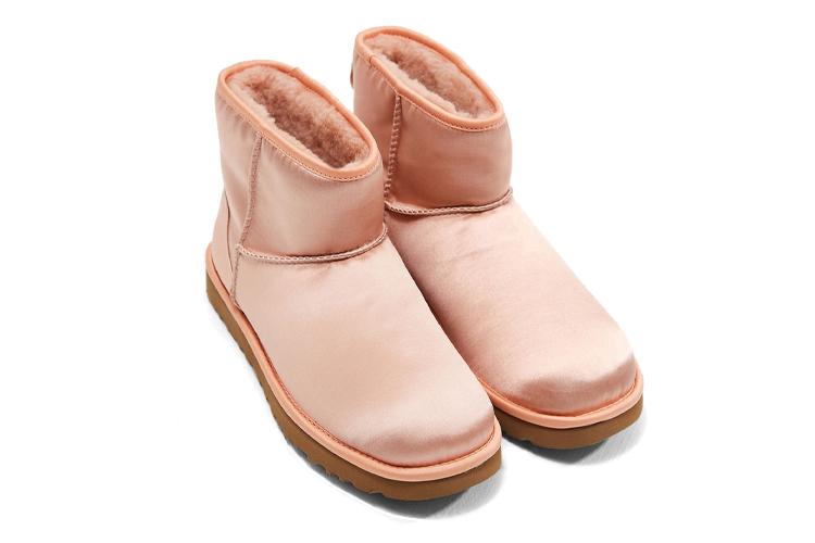 Угги женские UGG Classic Mini Satin розово-красного цвета, 37 EU