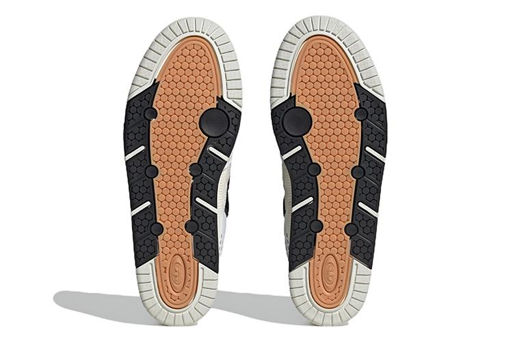 Кроссовки унисекс Adidas Originals Adi2000 белые, черные, 36 EU