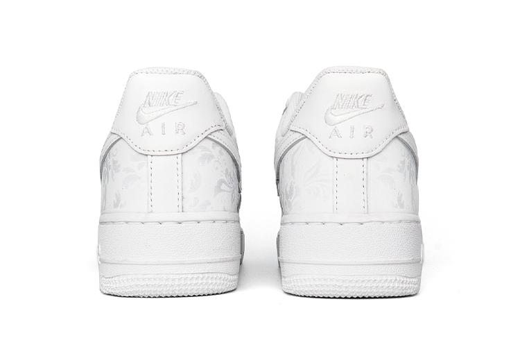 Кроссовки унисекс Nike Air Force 1 OWCM белые, 46 EU