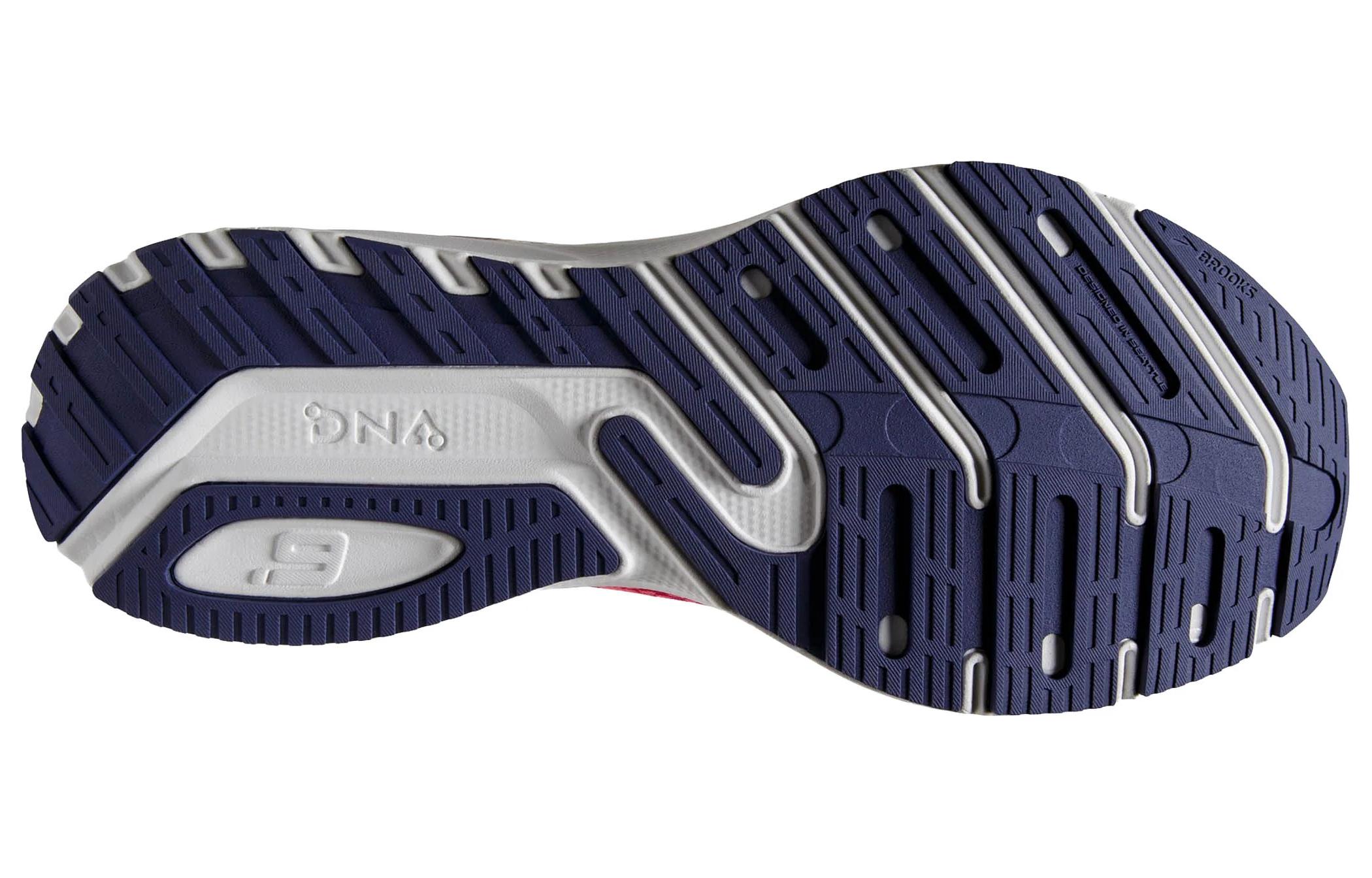 Кроссовки женские Brooks Launch 9 peach red, 41 EU