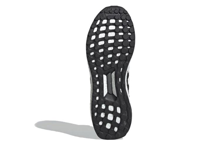 Кроссовки унисекс Adidas Ultraboost S&L U черные-белые, 36 2/3 EU