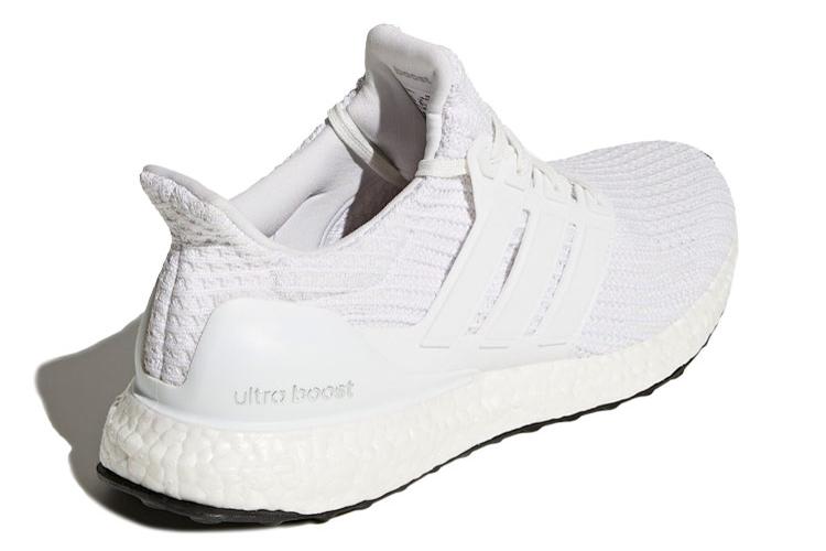 Кроссовки унисекс Adidas Ultra Boost 4.0 белые, 42 EU