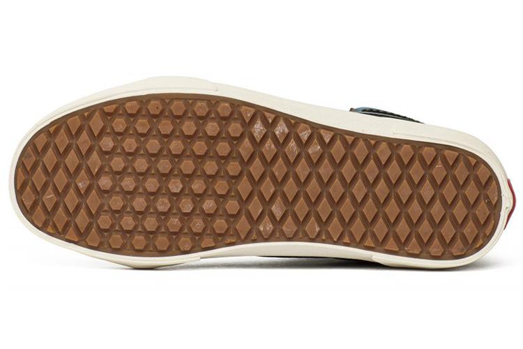 Кеды унисекс Vans SK8-Hi MTE LX синий, черный, белый, 40.5 EU