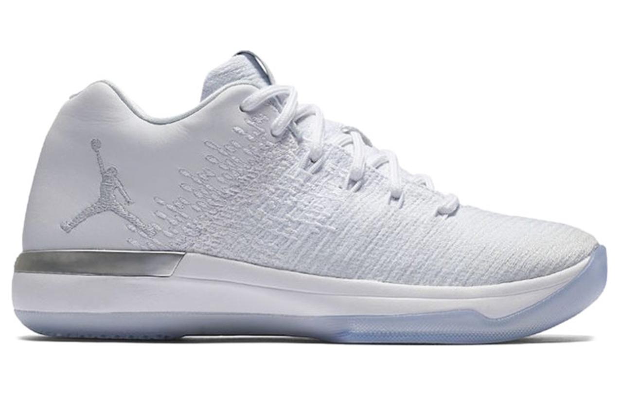 Кроссовки мужские Jordan Air Jordan 31 Low 'Pure Money', белые-голубые, 40.5 EU
