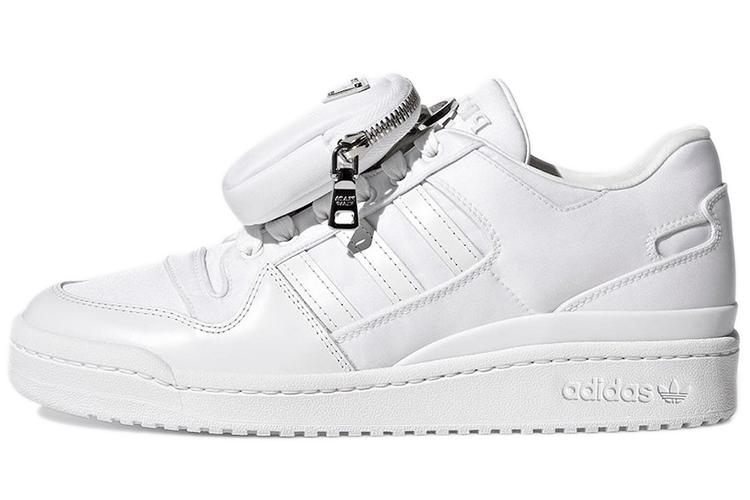 Кроссовки унисекс Adidas Forum Low PRADA белые, 39 1/3 EU