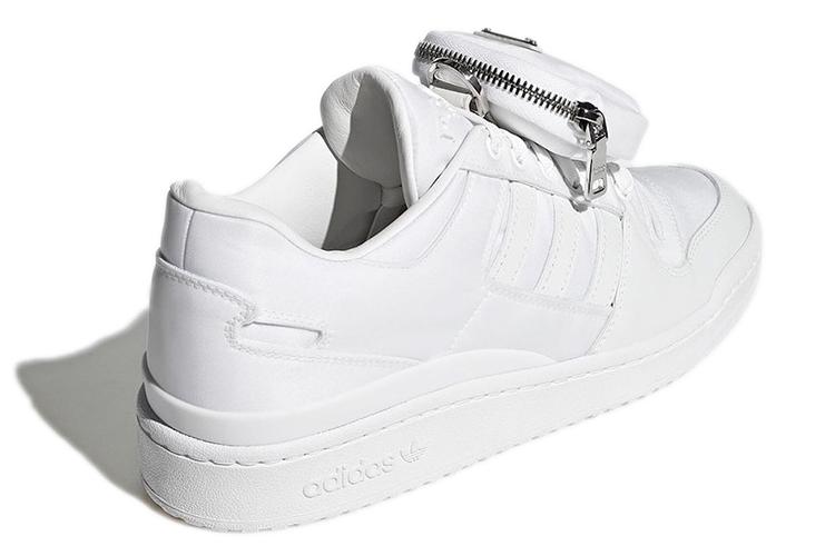Кроссовки унисекс Adidas Forum Low PRADA белые, 39 1/3 EU