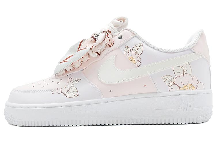Кеды мужские Nike Air Force 1 Slip-Resistant Low-Top белые с розовым, 46 EU