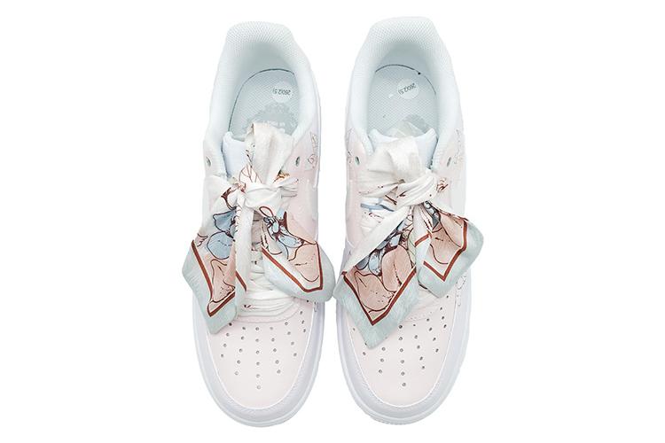 Кеды мужские Nike Air Force 1 Slip-Resistant Low-Top белые с розовым, 46 EU