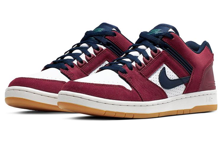 Спортивные кеды унисекс Nike Air Force 2 Low SB team red obsidian, 39 EU
