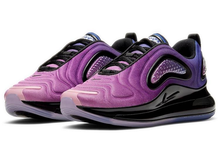 Кроссовки женские Nike Air Max 720 Bubble Pack черные, 37.5 EU