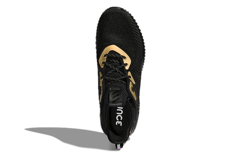 Кроссовки унисекс Adidas Alphabounce 1 черные, золотые, 38 EU
