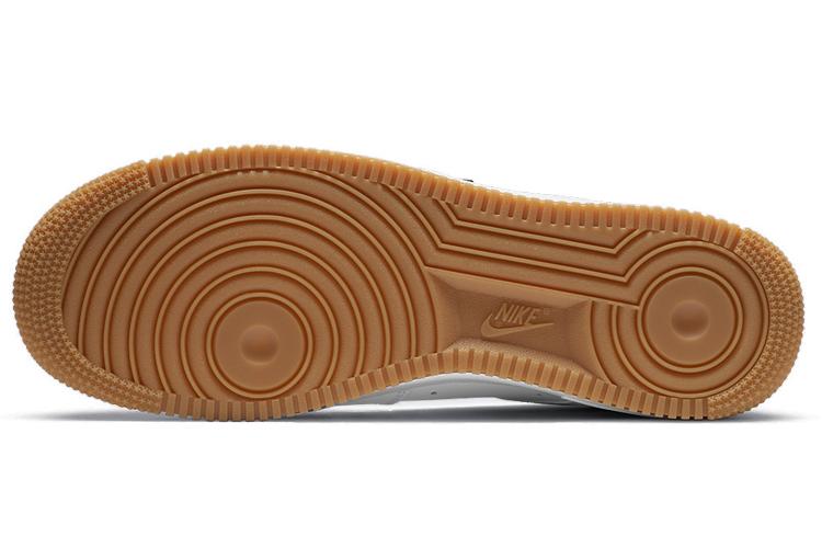 Спортивные кеды унисекс Nike Air Force 1 LV8 белые, 40 EU