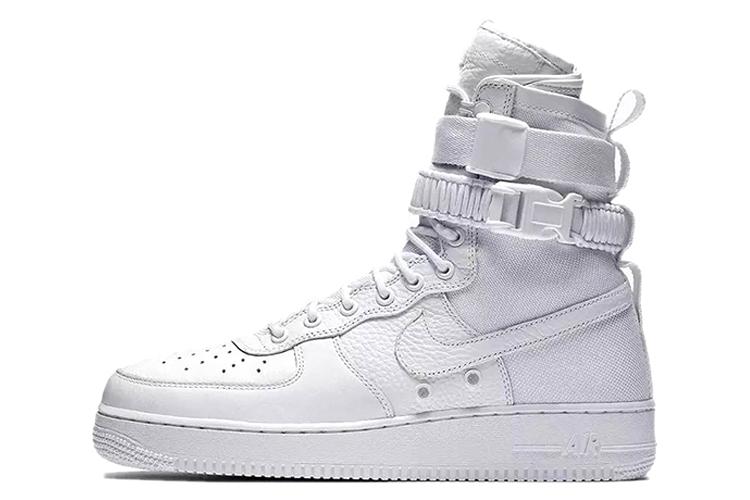 Кеды унисекс Nike SF Air Force 1 QS белые