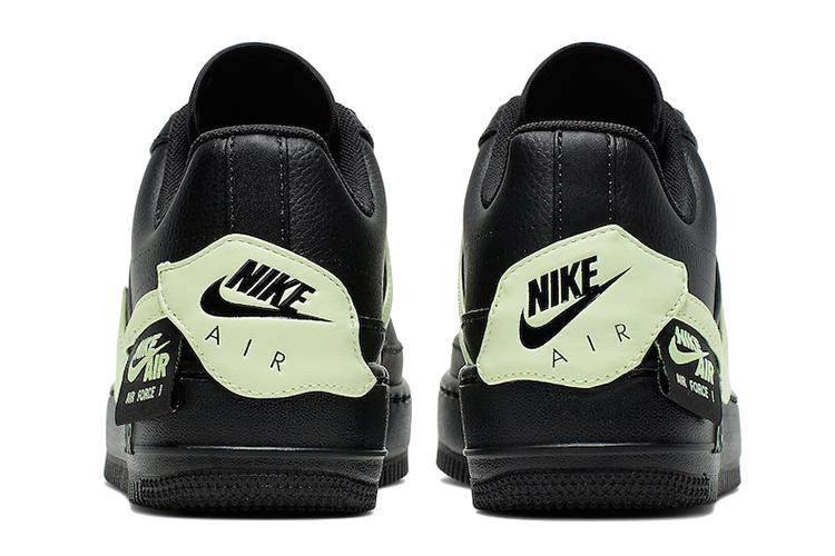 Кеды женские Nike Air Force 1 Low Jester Xx черные-зеленые, 39 EU