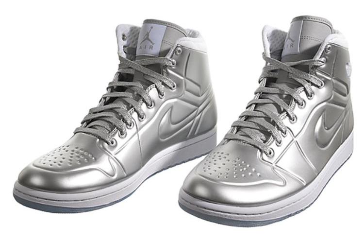 Кроссовки мужские Air Jordan 1 Anodized silver, 42.5 EU