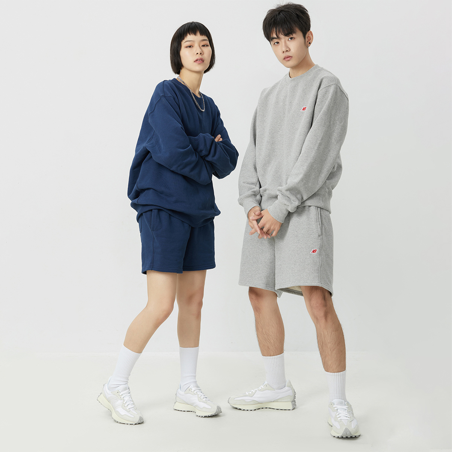 Кроссовки унисекс New Balance 327 off white, 41.5 EU