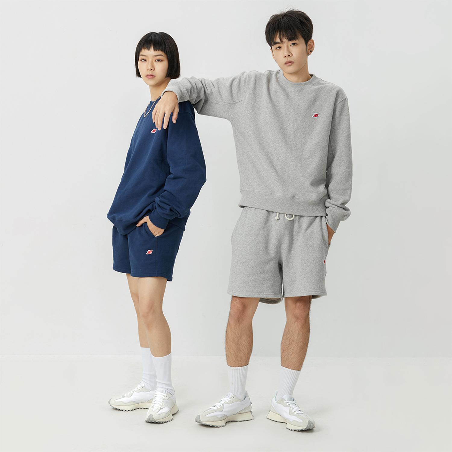 Кроссовки унисекс New Balance 327 off white, 41.5 EU