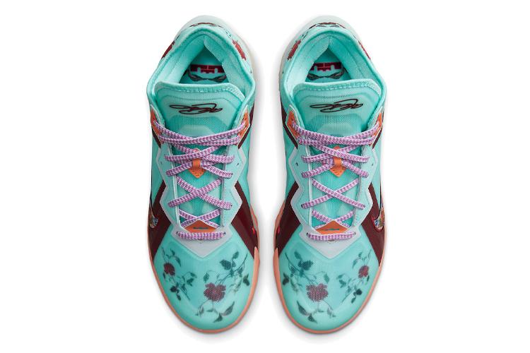 Кроссовки мужские Nike LeBron 18 Low, 42.5 EU