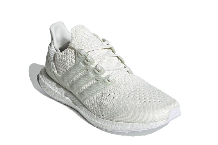 Кроссовки мужские Adidas Ultra Boost 6.0 Non Dyed Parley белые, 41 1/3 EU