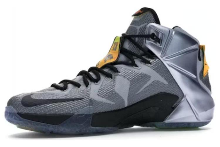Кроссовки мужские Nike LeBron 12 'Flight' серые, 44 EU