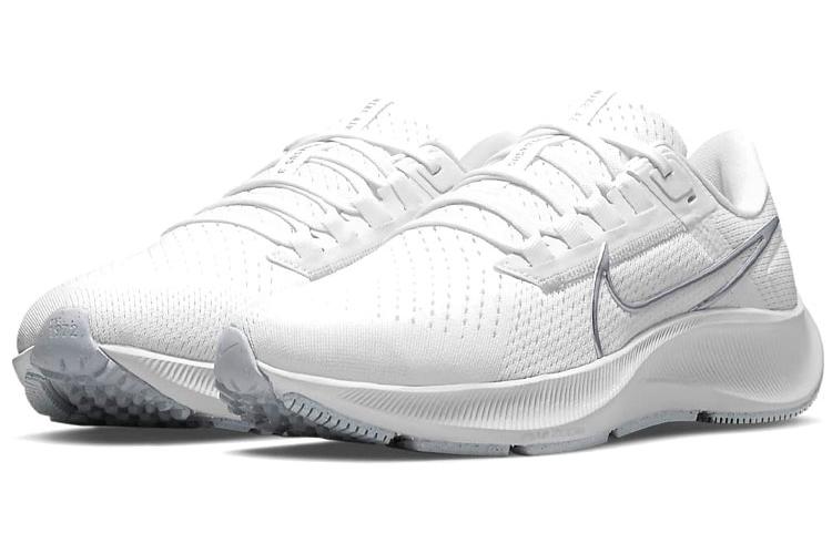 Кроссовки женские Nike Air Zoom Pegasus 38 белый металлик, 36.5 EU