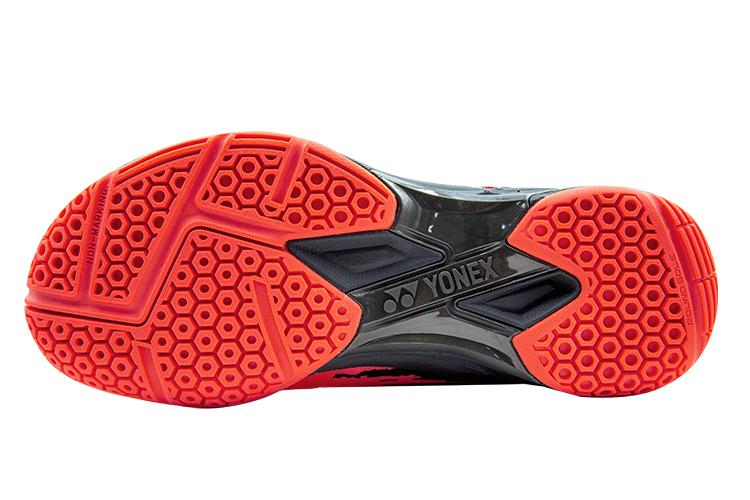 Кроссовки унисекс YONEX Power Cushion Low-Top ярко-красные, 39 EU