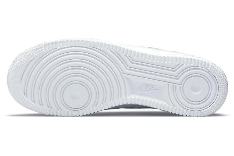 Кеды женские Nike Air Force 1 Low Reveal коричневые, 38.5 EU