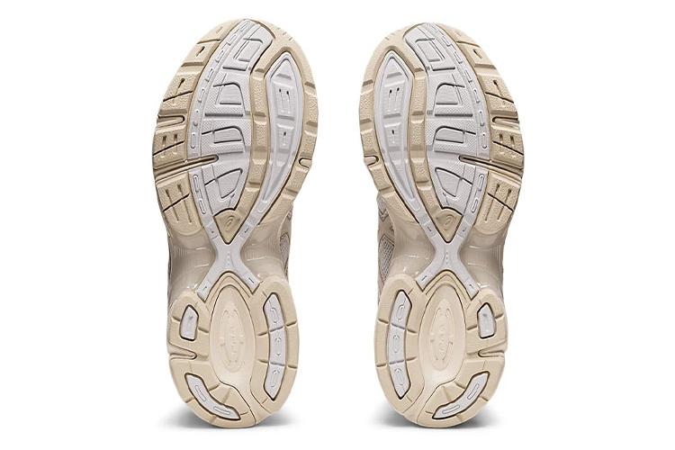 Беговые кроссовки женские ASICS Gel-1130 белые, 39.5 EU