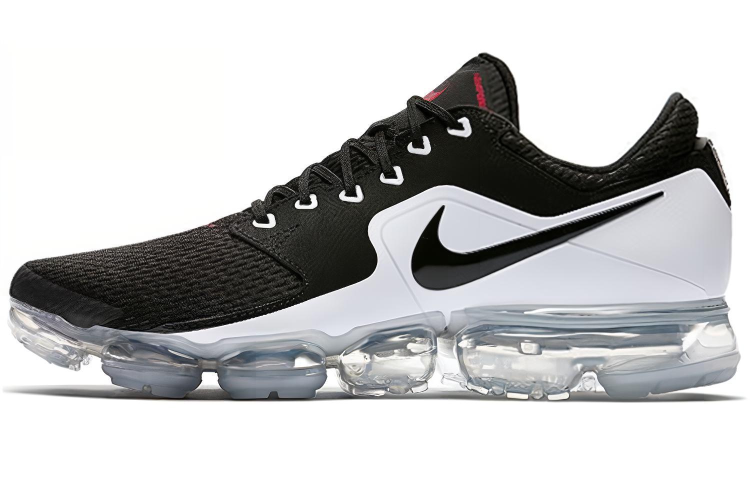 Кроссовки мужские Nike Air VaporMax Cs черно-белые, 39 EU
