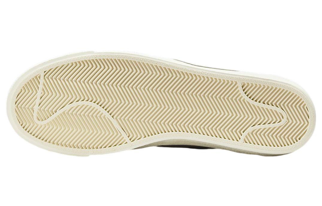 Кроссовки мужские и унисекс Nike Blazer Low 77 Jumbo SE белые, 37.5 EU