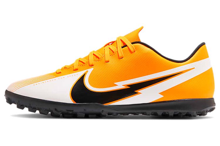 Футбольные бутсы мужские Nike Mercurial Vapor 13 Club TF Turf черно-жёлтые