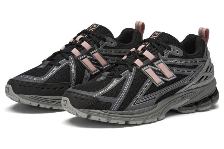 Кроссовки мужские New Balance 1906R черные, 43 EU