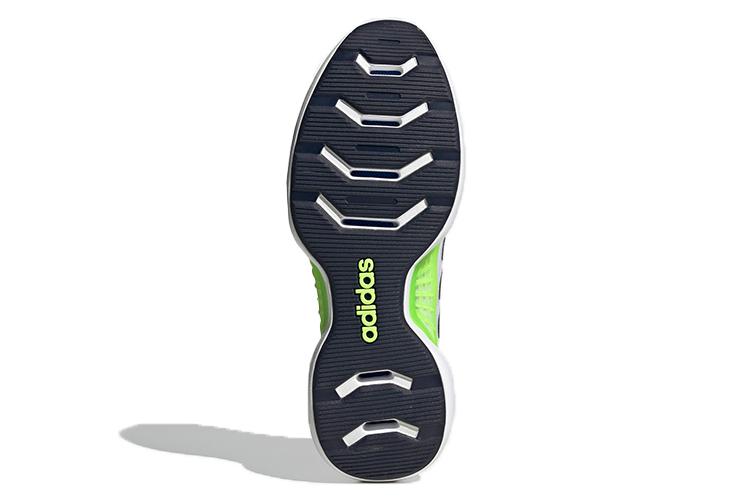 Кроссовки мужские Adidas Ventice белый сигнальный, 42 EU