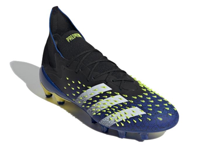 Футбольные бутсы мужские Adidas Predator Freak .1 AG черные, белые, синие, 40 EU