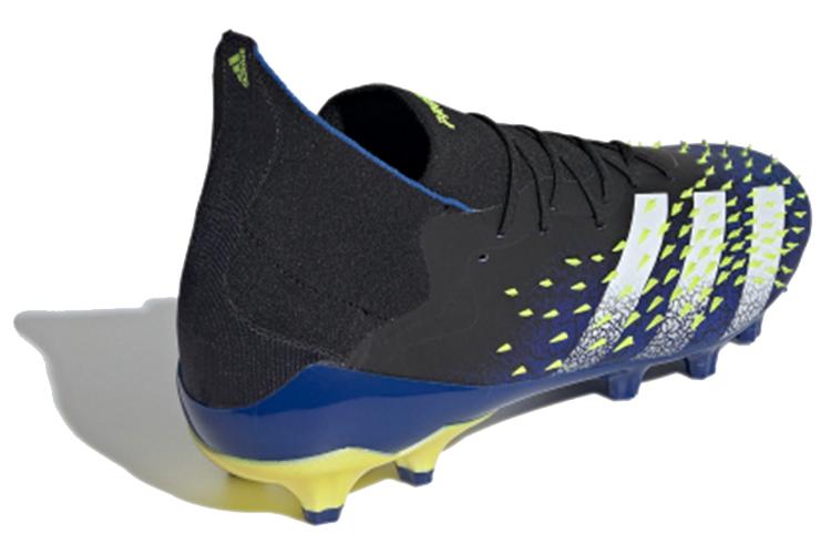 Футбольные бутсы мужские Adidas Predator Freak .1 AG черные, белые, синие, 40 EU